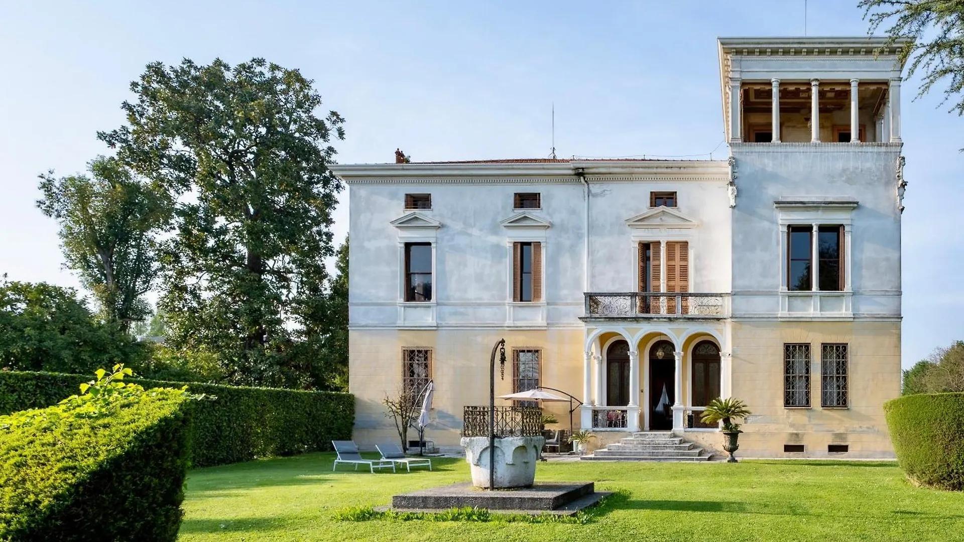 Villa Liberty Venezia -Jacuzzi And Gardens- Dimora Storica A Soli 20Km Da Venezia Mira Italy